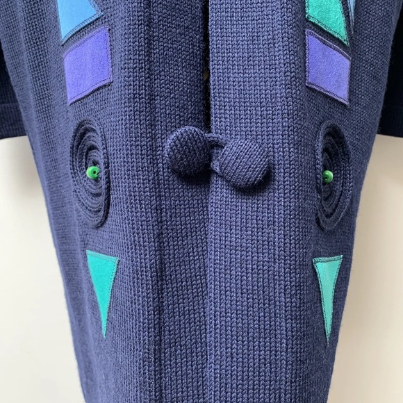 Vintage long line cardigan size medium pure wool with suede patches - Picture 2 of 10